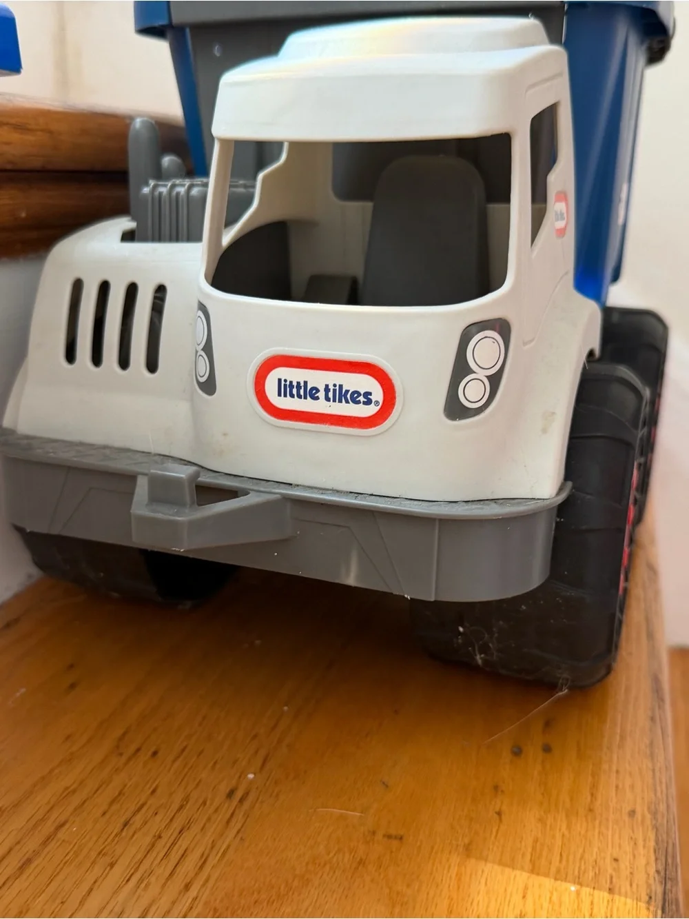 Little Tikes Blue Dump Truck with Red Wheels